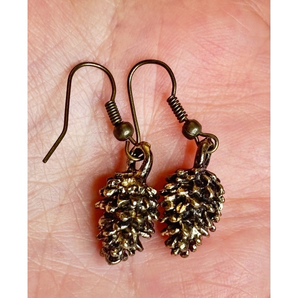 Vintage Antique Gold Tone Pinecone Dangle Earrings
